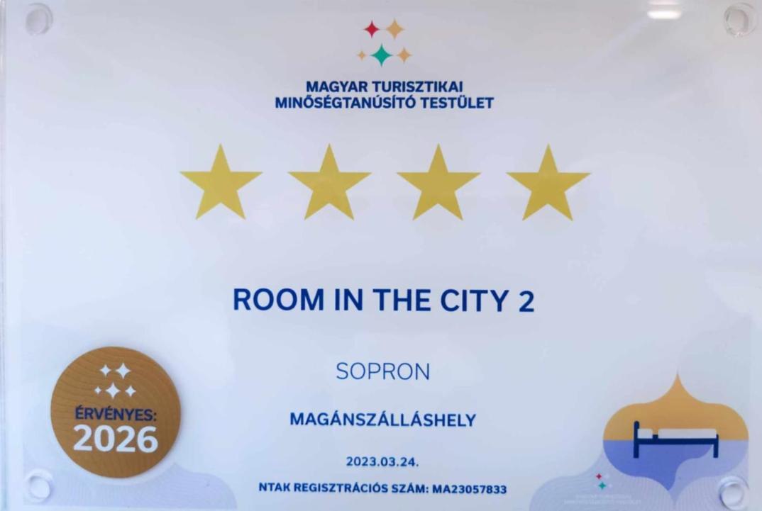Room In The City 2 Sopron Bagian luar foto